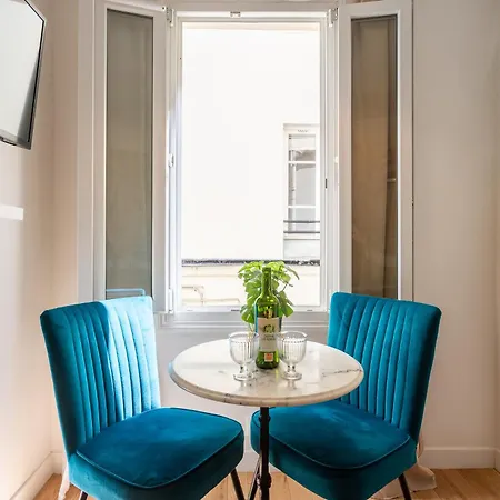 Magnifique Studio A 2 Pas De Gare De Lyon Apartment